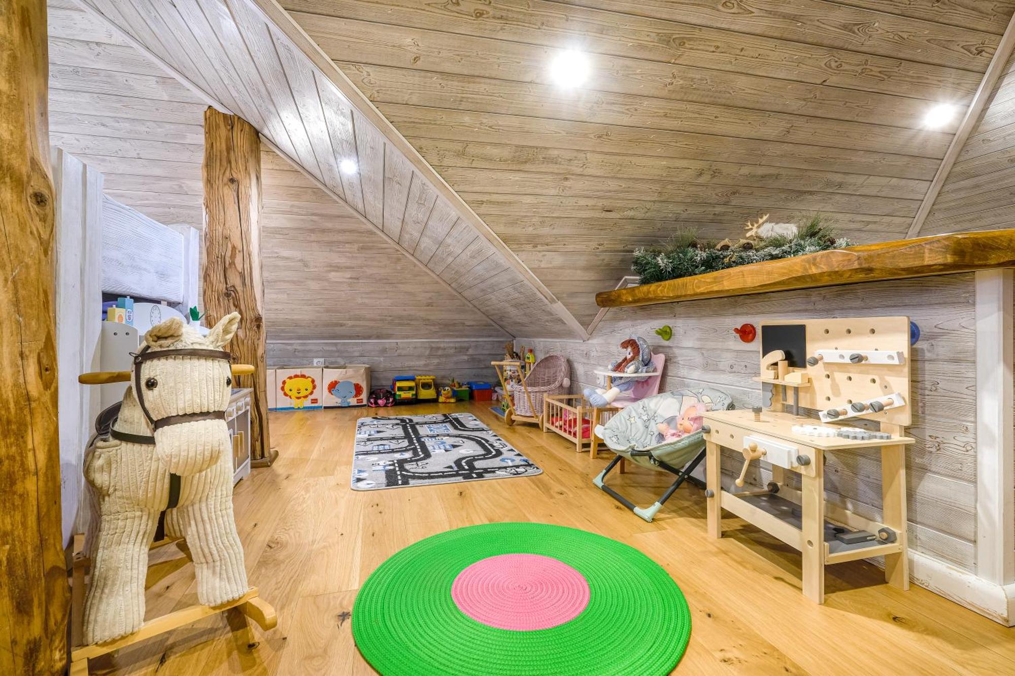 Apartman Nebe Dolna Łomna Zewnętrze zdjęcie