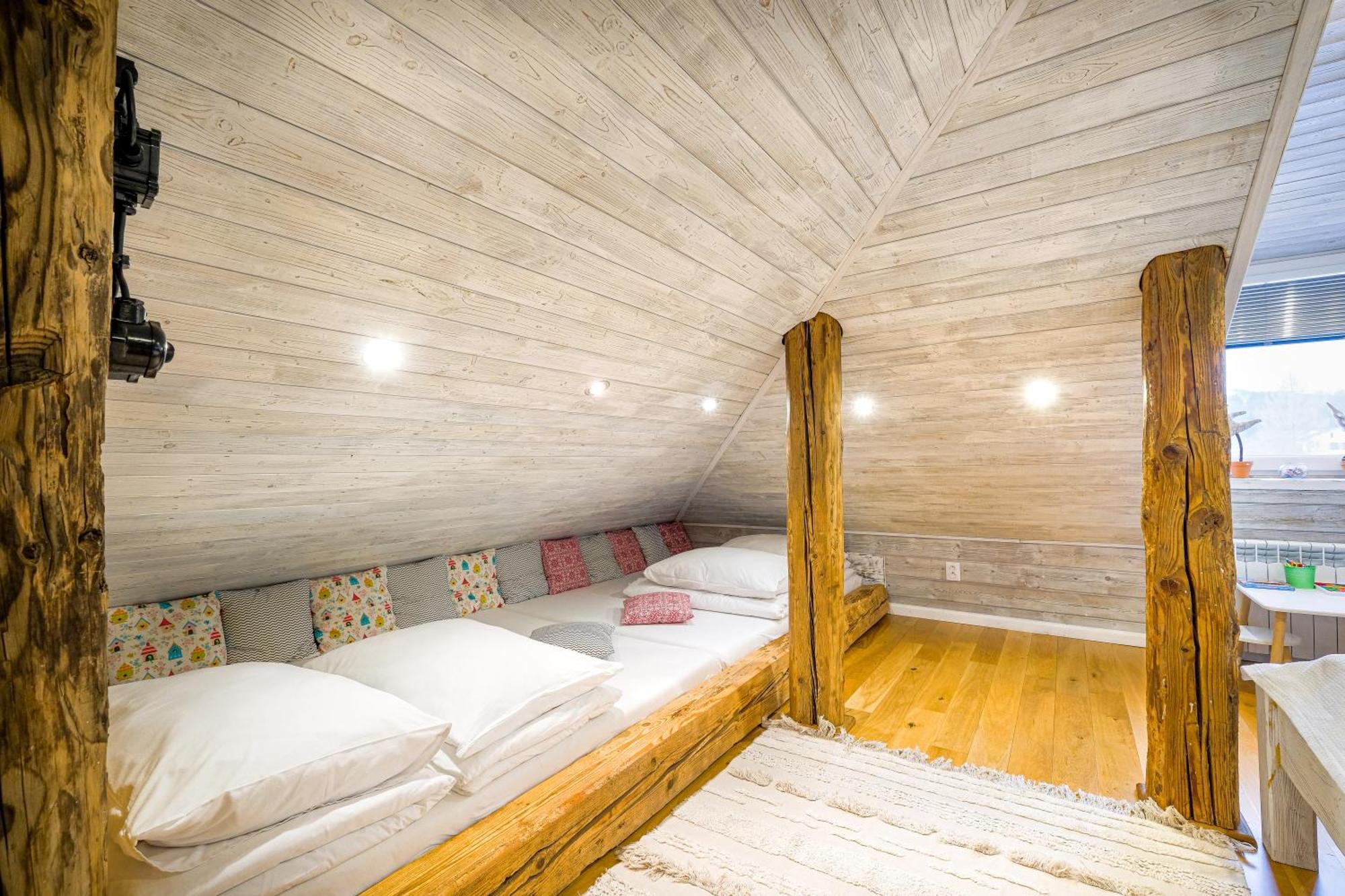 Apartman Nebe Dolna Łomna Zewnętrze zdjęcie